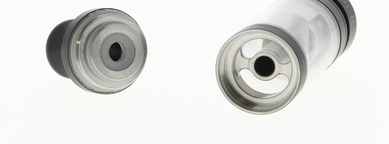 Le réservoir du clearomiseur du kit Jem par Innokin
