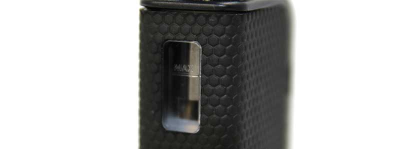 Le repère de remplissage de e-liquide du kit eGo Aio par Joyetech
